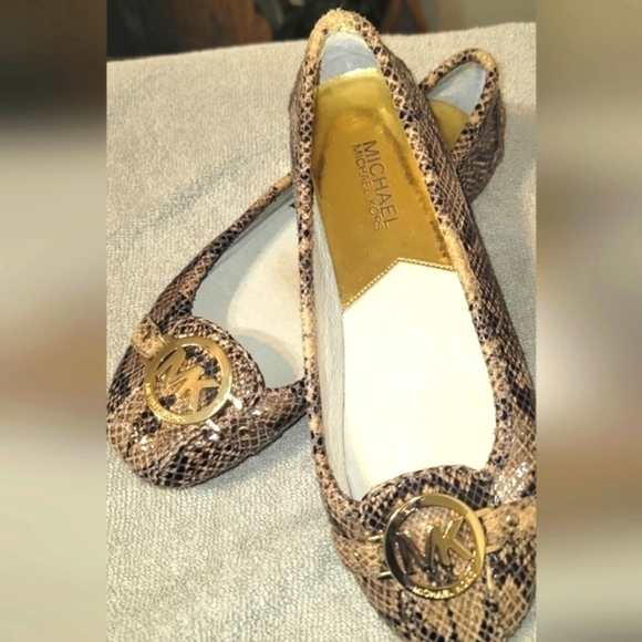 Michael Kors Snake Skin Print Flats - Picture 1 of 7